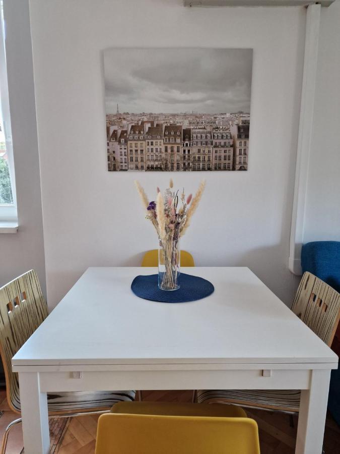 Lovely Condo With Free Parking Ljubljana Bagian luar foto