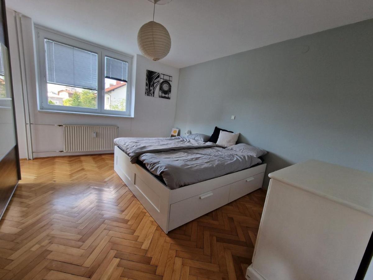 Lovely Condo With Free Parking Ljubljana Bagian luar foto
